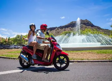 Découvrez la médina de Marrakech en scooter